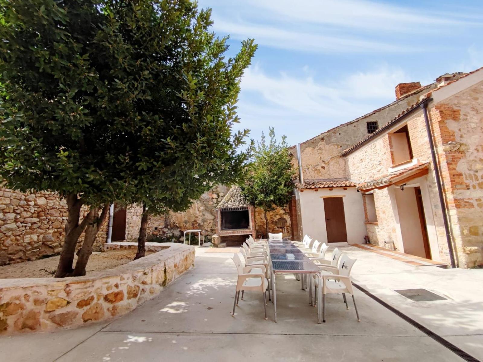 Alojamiento Turistico Los Laureles Segovia Exterior foto